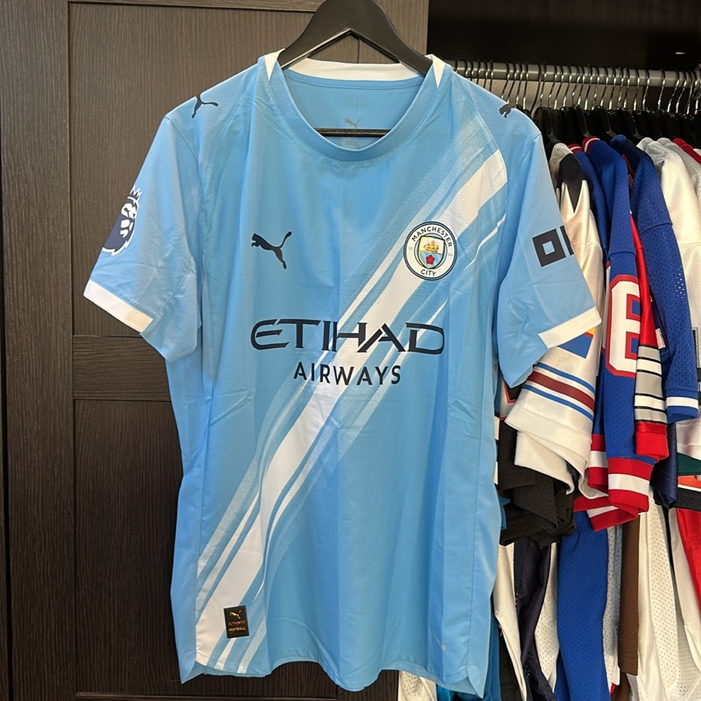 Erling Haaland Manchester City Puma 2025/26 Home Authentic Jersey - Sky Blue - Picture 1 of 7